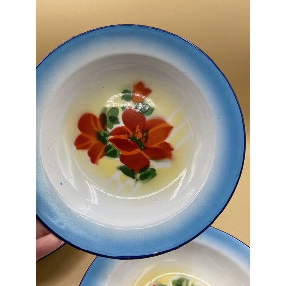 Gold Fish Brand Enamel 8” Plates Blue Pink and Red Flowers LOT 3 - Picture 10 of 14